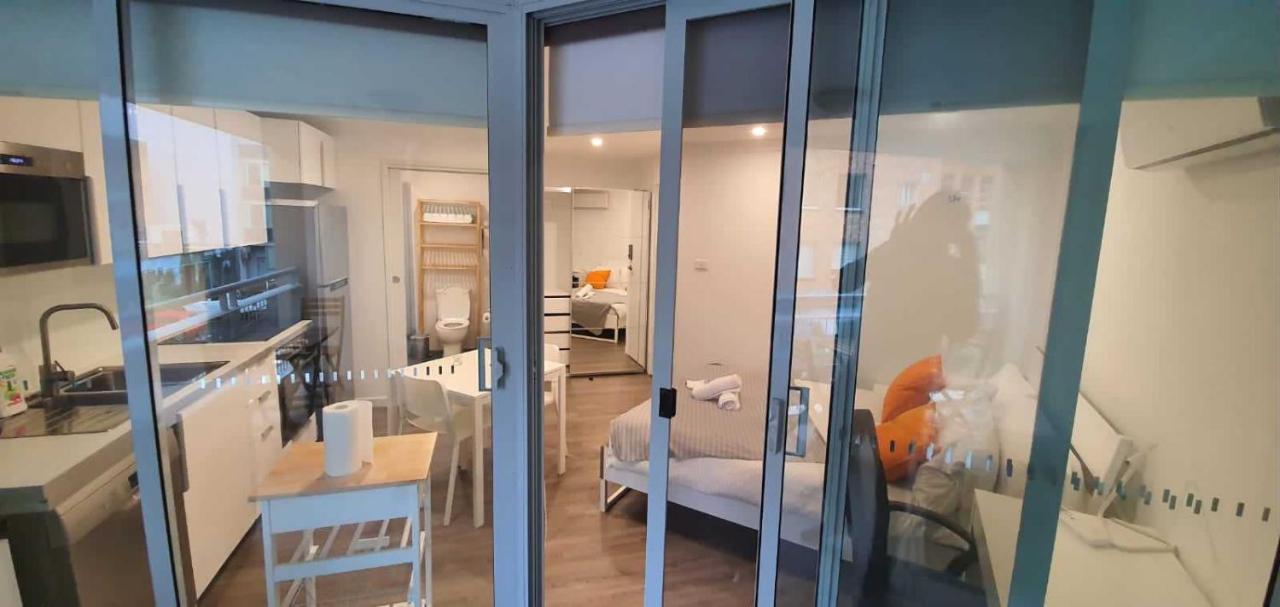 Dana-Cozy Studio With Shared Entry In The City Canberra Exterior photo